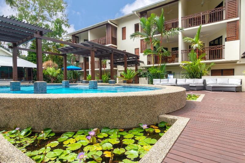 Seascape Holidays at 30 Tropic Style - image 7