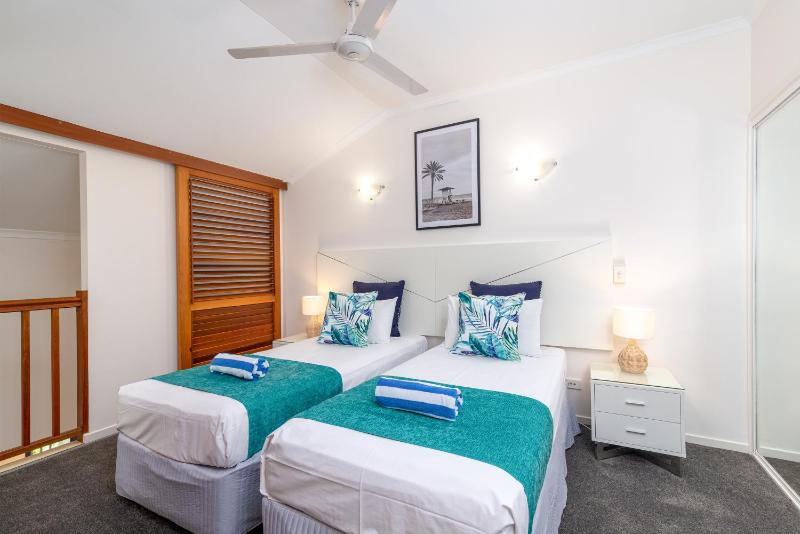 Seascape Holidays at 30 Tropic Style - image 15