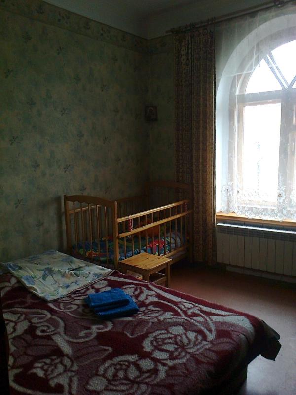 Family Room with Shared Bathroom image 1