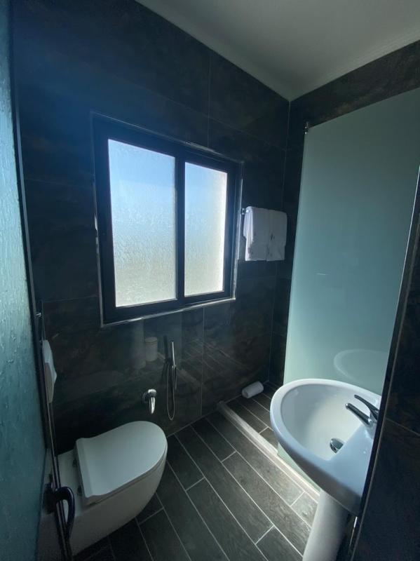 Triple Room with Sea View image 3