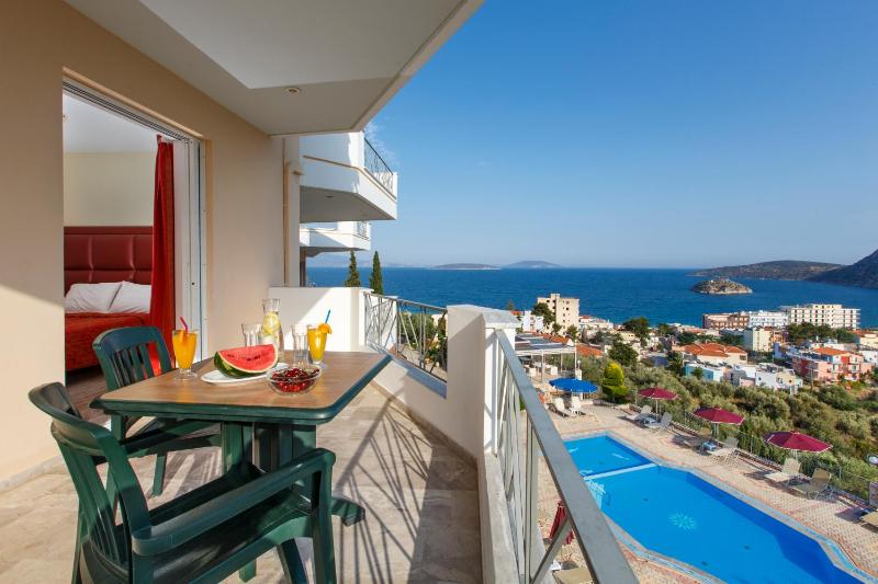 Superior Apartment image 2