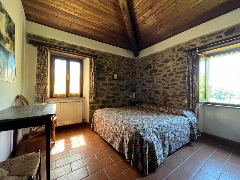 Double or Twin Room with View image 4