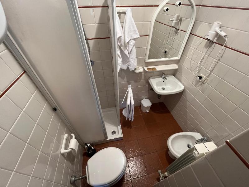 Triple Room with Mountain View image 4