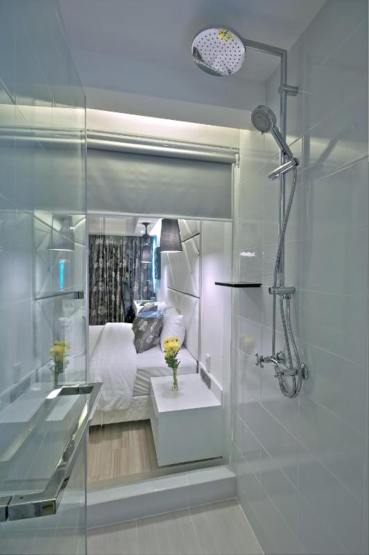 Sukhumvit Suites Hotel - image 9