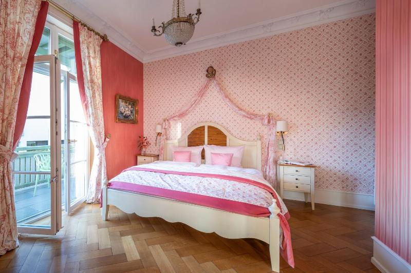 Junior Suite (Romanze) image 4
