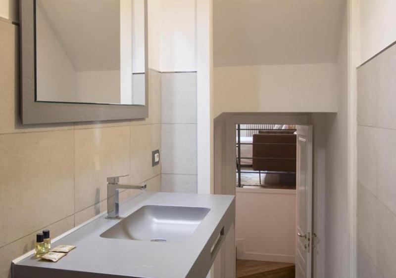 Apartment with Garden View image 4