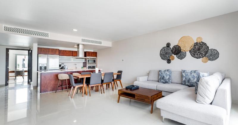 Casa Los Mares ocean front penthouse condo - image 6