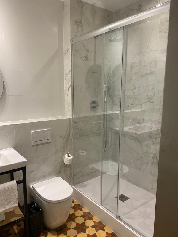 Fontanella By BCN URBAN Rooms - image 15