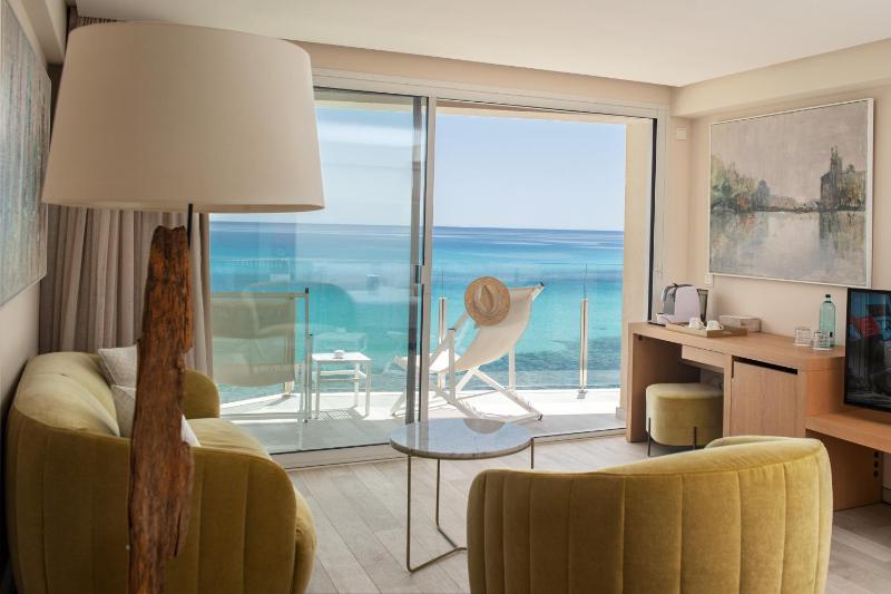 Junior Suite Sea View image 1