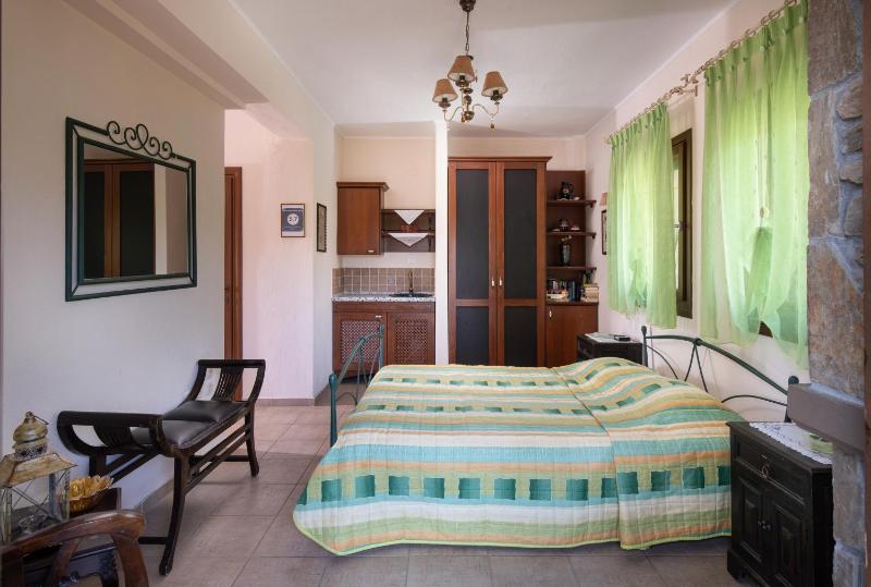 Studio (2 Adults) image 1