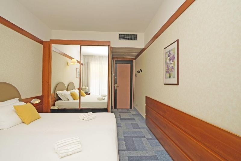 Hotel Sportsman - image 8