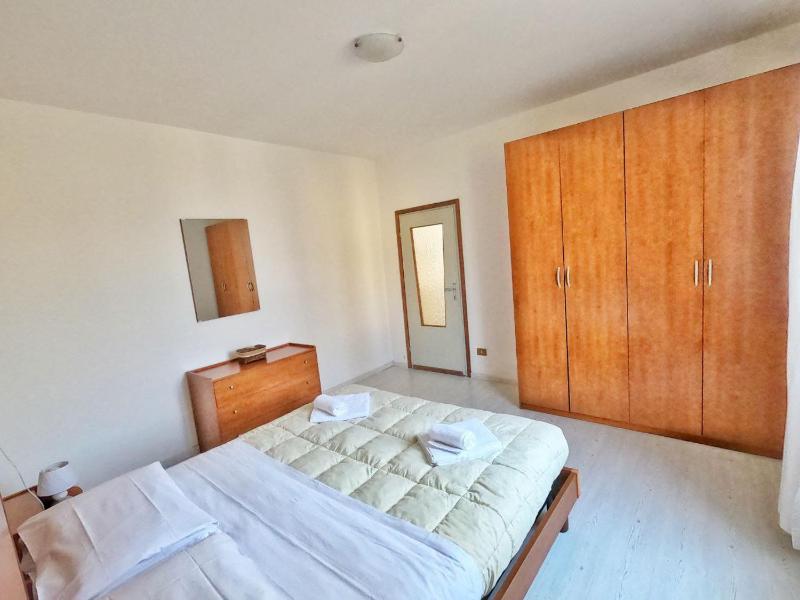 Apartment with Garden View image 4