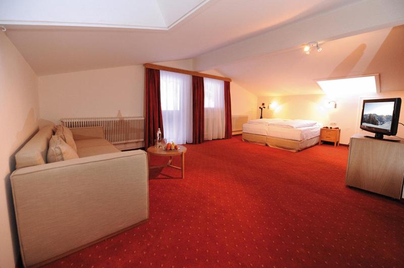 Suite with Balcony image 2