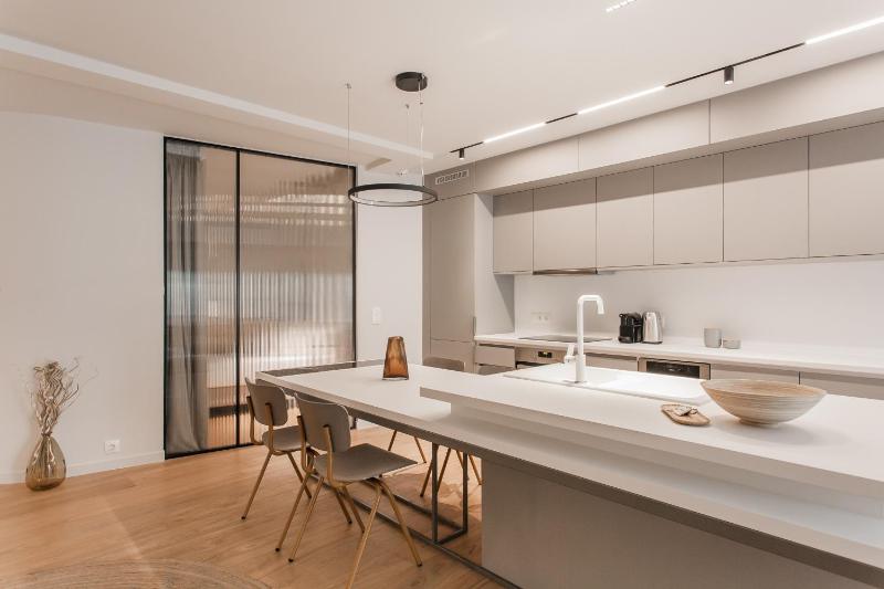 Marvelous 2BR Apartments with balcony by UPSTREET - image 12
