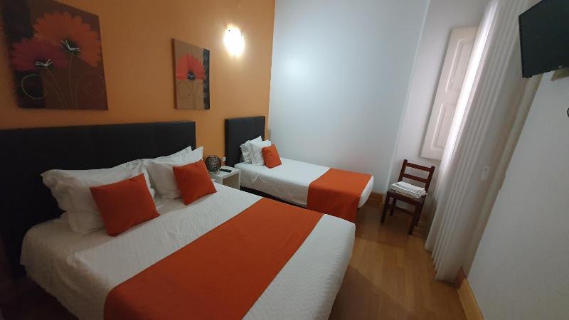 Triple Room image 2