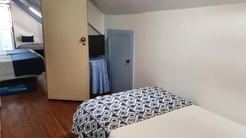 Quadruple Room image 4