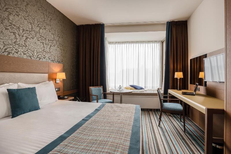Executive Room image 4