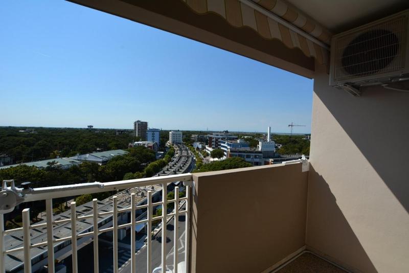 Lignano Pineta with sea view - image 5