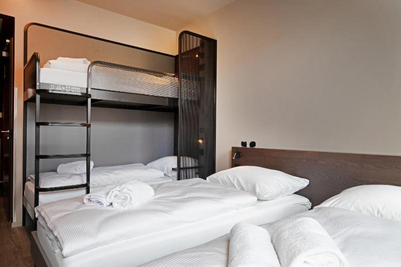 MEININGER Hotel Bremen Hauptbahnhof - image 9