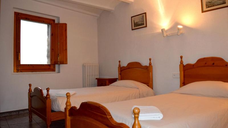 Two-Bedroom Apartment image 4