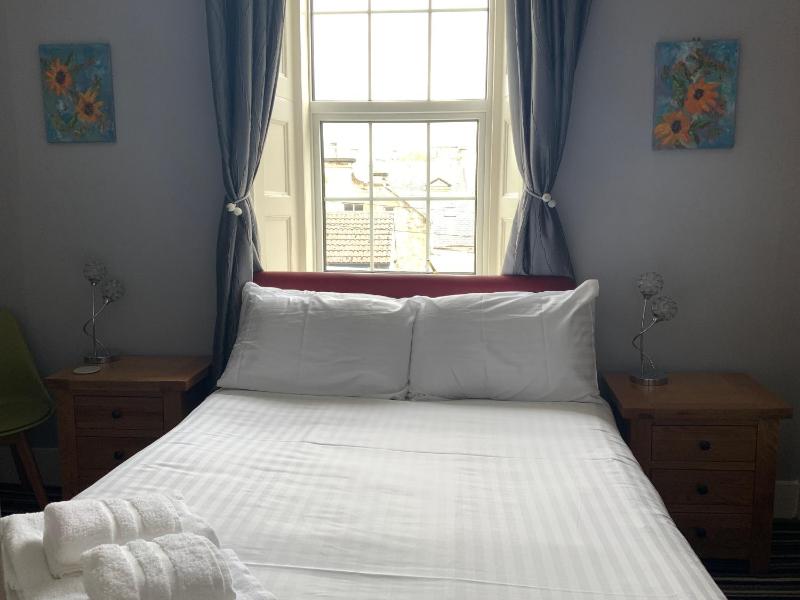 King Room image 4
