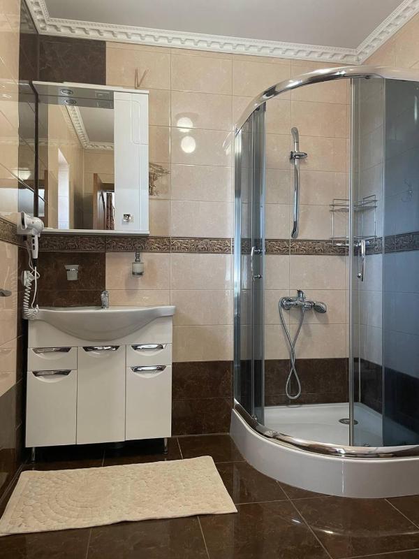 Standard Triple Room image 3