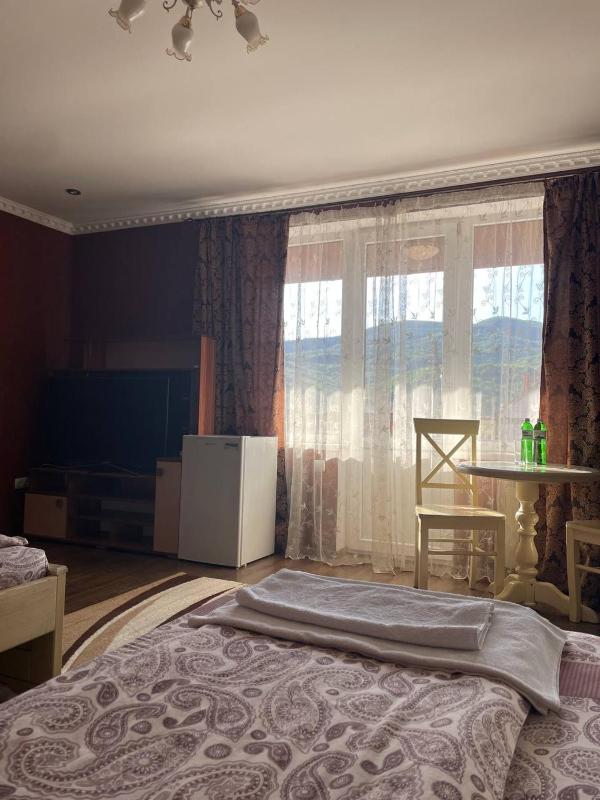 Standard Triple Room image 4