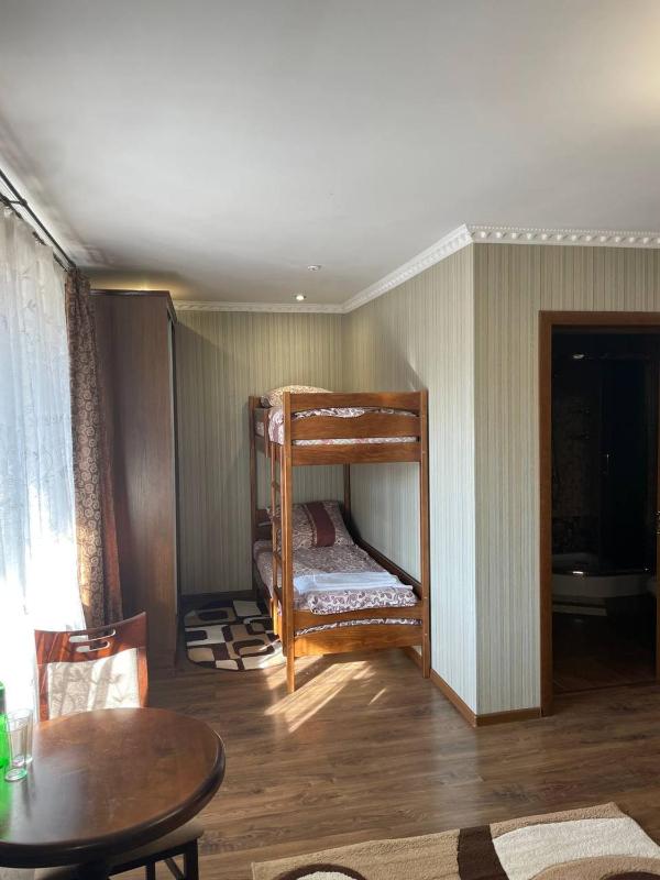 Triple Room with Shower image 4