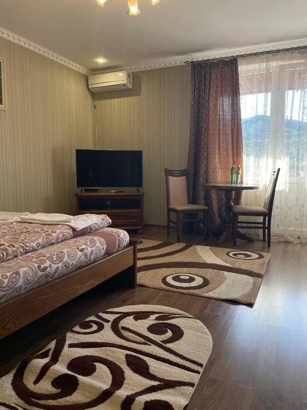 Triple Room with Shower image 3