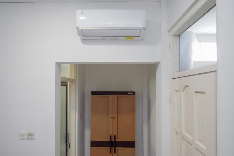 KoolKost Syariah near Universitas PGRI Semarang - Minimun Stay 6 Nights - image 20