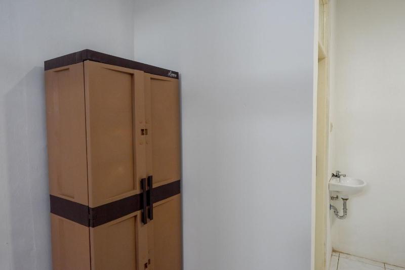 KoolKost Syariah near Universitas PGRI Semarang - Minimun Stay 6 Nights - image 2