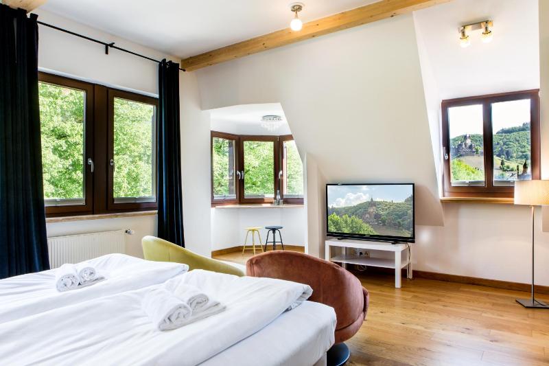 Superior Double Room image 3