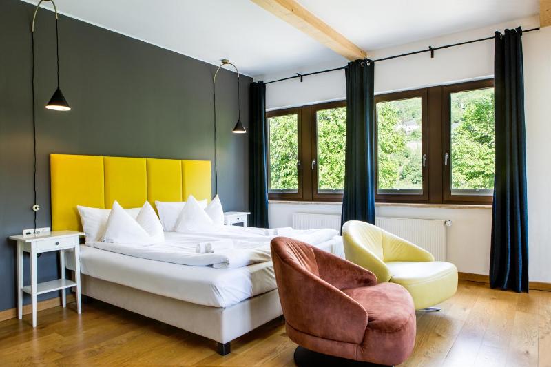 Superior Double Room image 4