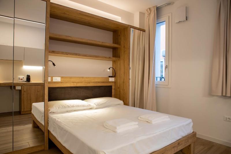 Vespasiani Suites - image 43