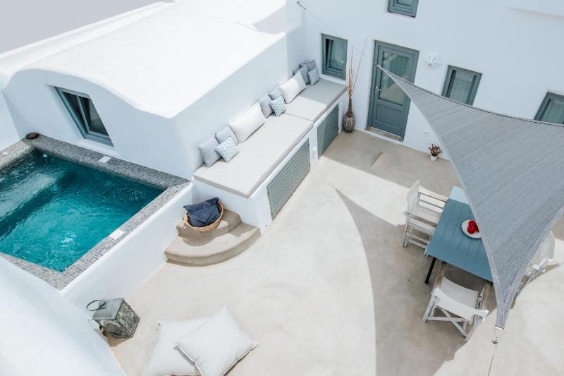 Two-Bedroom House image 4