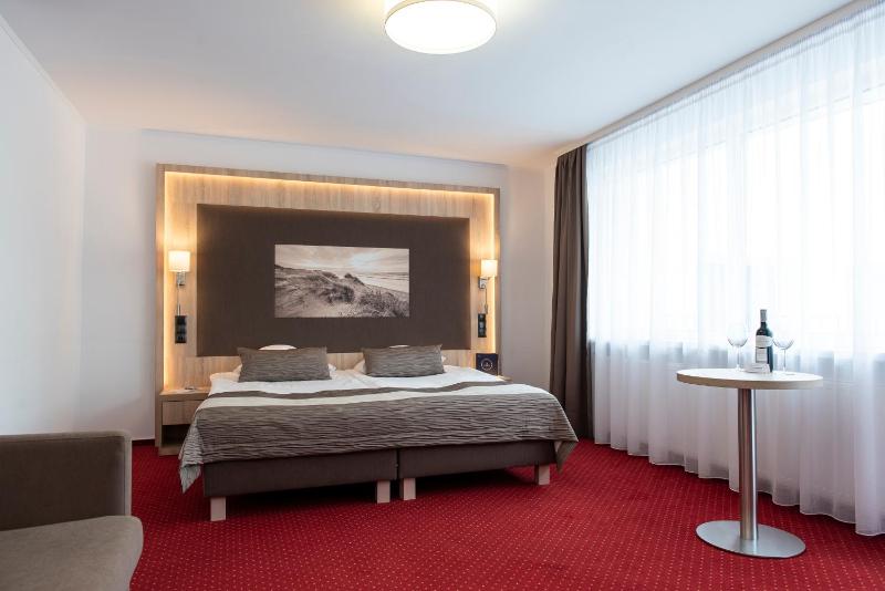 Family Room in 3* standard image 3