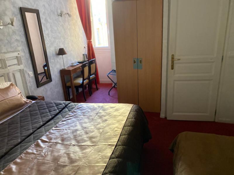 Triple Room image 4
