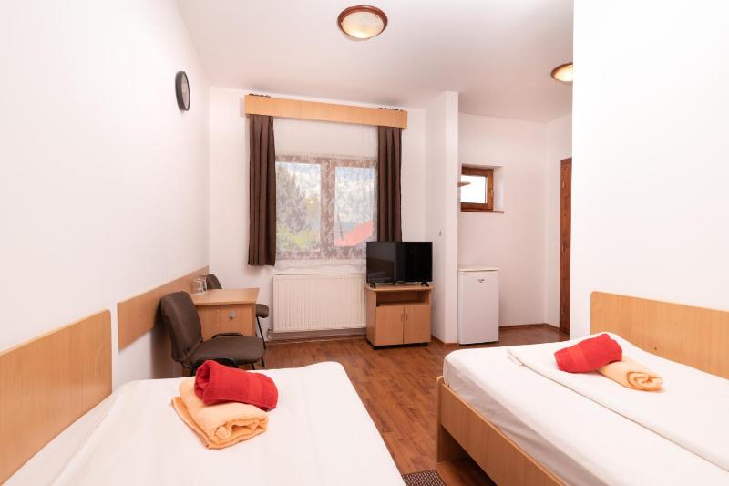 Double or Twin Room image 2