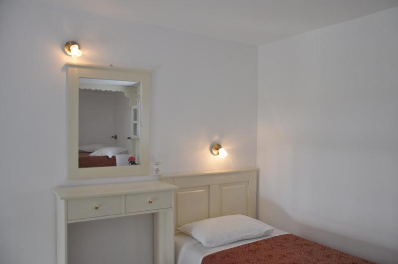 Apartment with Sea View - Split Level image 3