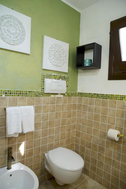 Deluxe Triple Room image 4
