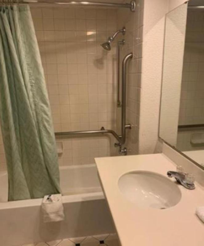 Double Room - Disability Access image 2