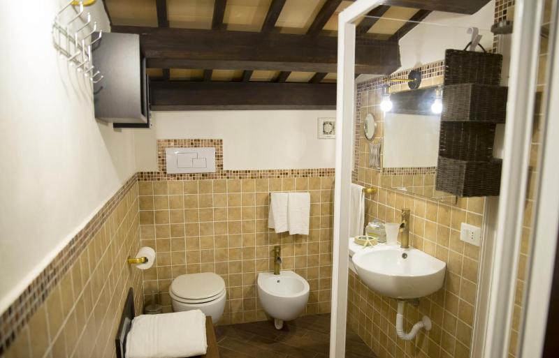Junior Suite with Garden View image 3