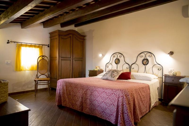 Junior Suite with Garden View image 1