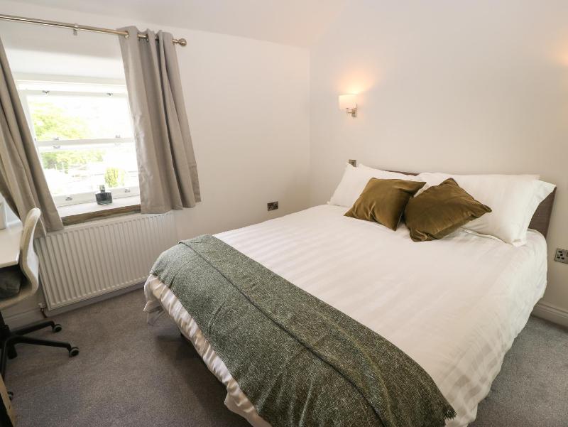 Old Stone Cottage - image 21