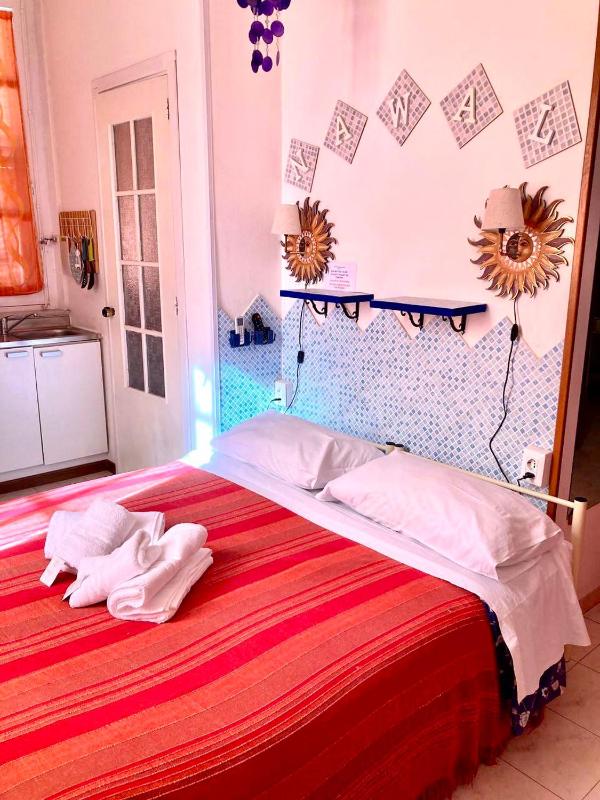 Deluxe Double Room with Extra Bed image 2