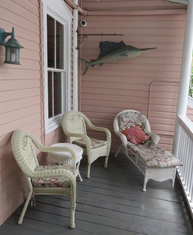 Queen Room with Sofa Bed ( Sailfish)  image 2