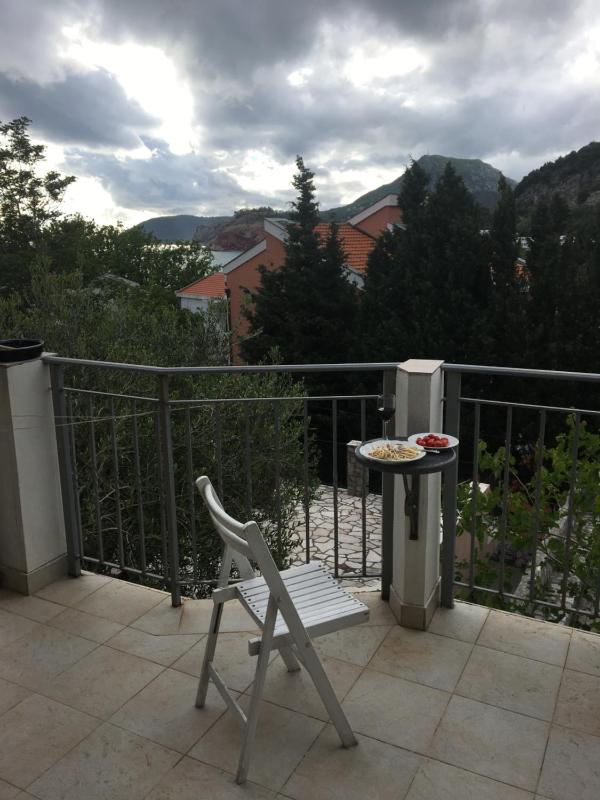 Apartment with Sea View image 2