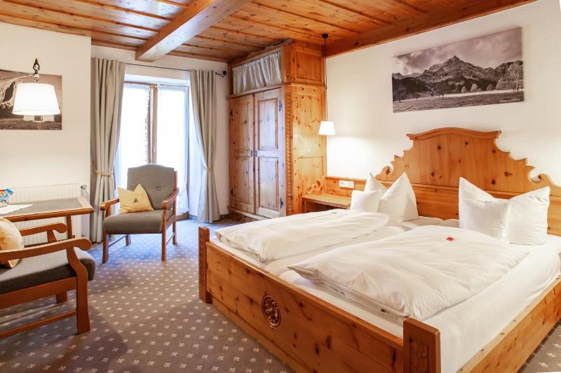 Comfort Double Room with Balcony image 4