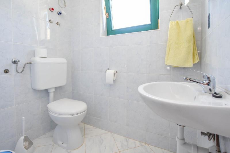 Two-Bedroom Holiday Home image 3