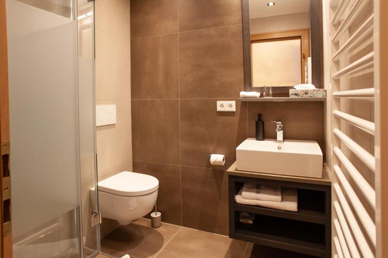 Single Room with Balcony image 2